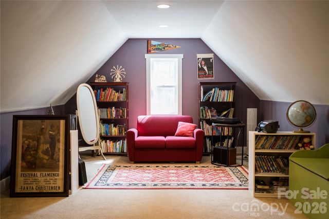 53 Sovereign Lane, Fairview, NC 28730