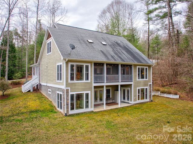 53 Sovereign Lane, Fairview, NC 28730