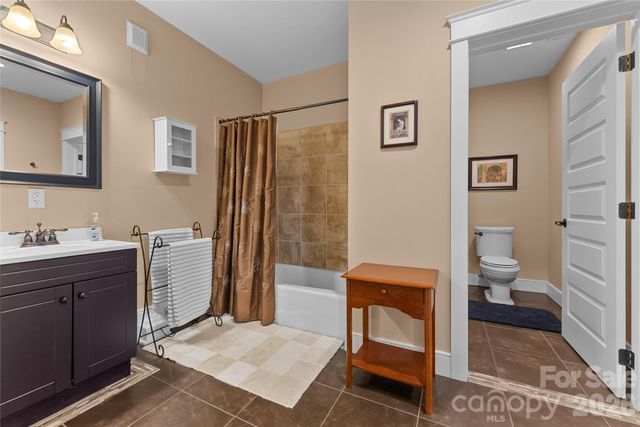 53 Sovereign Lane, Fairview, NC 28730