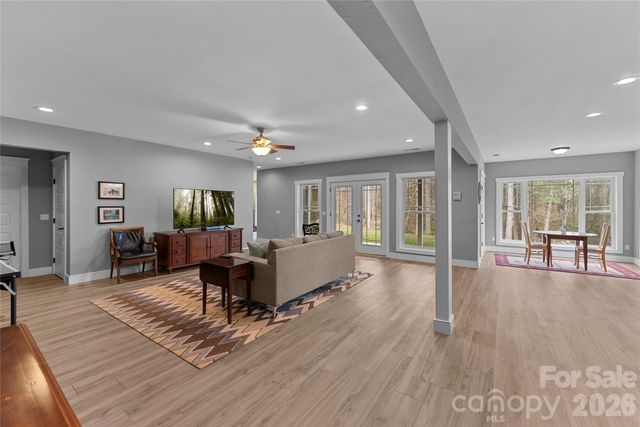 53 Sovereign Lane, Fairview, NC 28730