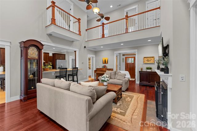 53 Sovereign Lane, Fairview, NC 28730