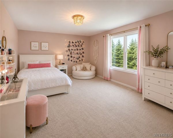 5453 Marthas Vineyard, Clarence, NY 14032