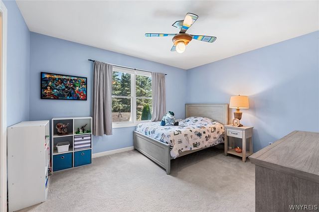 5453 Marthas Vineyard, Clarence, NY 14032