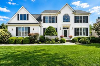 5453 Marthas Vineyard, Clarence, NY 14032