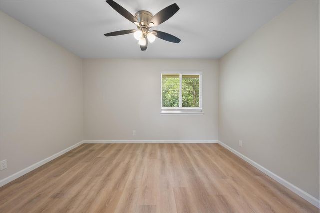 1100 Red Cliff DR, Austin, TX 78758