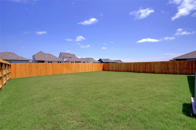 1711 Windsor BLVD, Lockhart, TX 78644