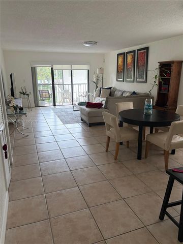16184 Laurel Drive 204, Weston, FL 33326