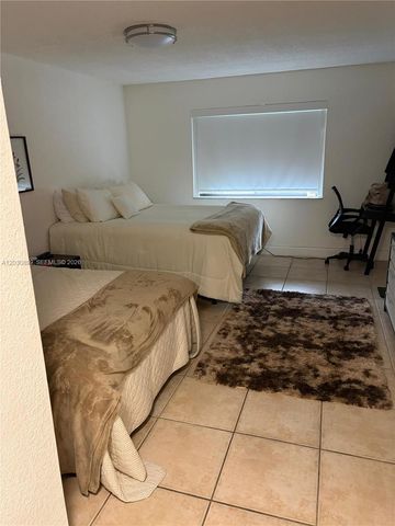 16184 Laurel Drive 204, Weston, FL 33326