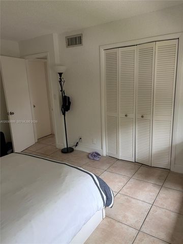 16184 Laurel Drive 204, Weston, FL 33326