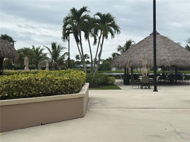 16184 Laurel Drive 204, Weston, FL 33326