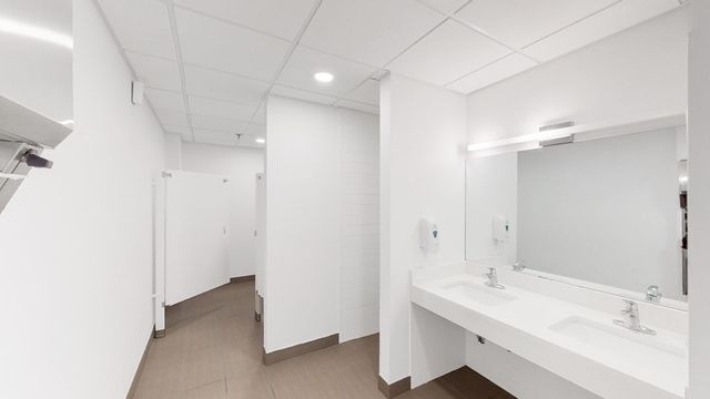 88 Broad St 10, Boston, MA 02110