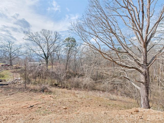 101 Geiranger Drive, Clyde, NC 28721