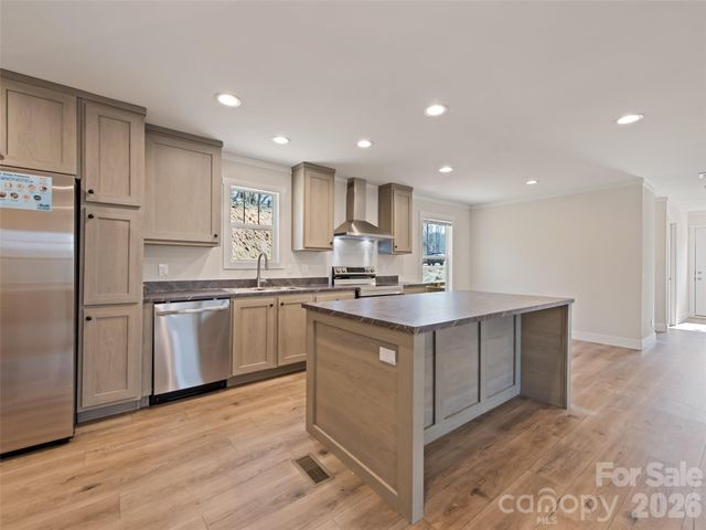 101 Geiranger Drive, Clyde, NC 28721