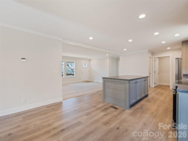 101 Geiranger Drive, Clyde, NC 28721