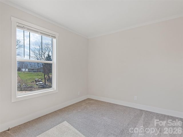 101 Geiranger Drive, Clyde, NC 28721