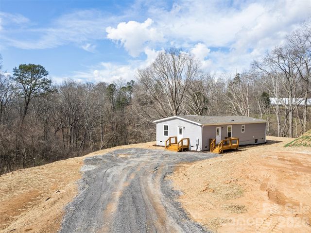 101 Geiranger Drive, Clyde, NC 28721