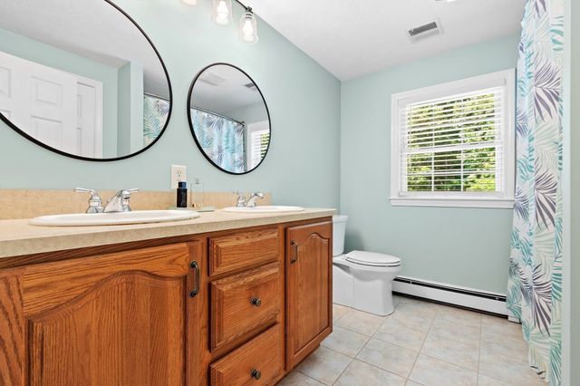 36 Highridge Rd, Bellingham, MA 02019