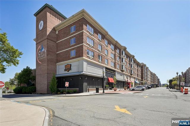 2301 City Place, Edgewater, NJ 07020