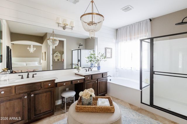 1777 W OCOTILLO Road 29, Chandler, AZ 85248