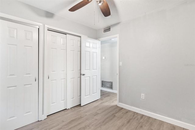 500 COLLEGE AVENUE, Fruitland Park, FL 34731