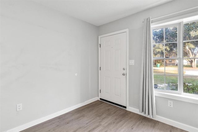 500 COLLEGE AVENUE, Fruitland Park, FL 34731