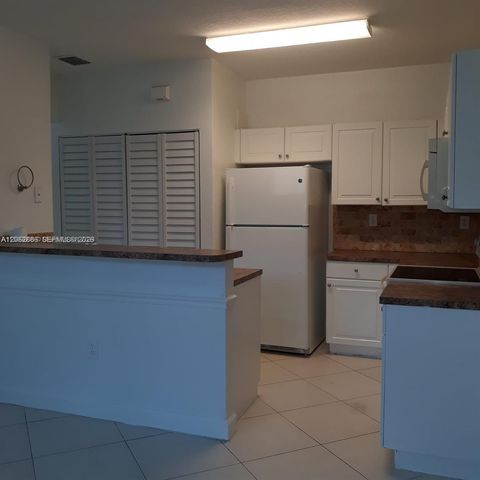 1398 NE 33rd Ave 108-25, Homestead, FL 33033