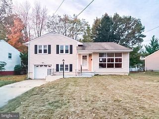 243 MAINE AVENUE, Cherry Hill, NJ 08002