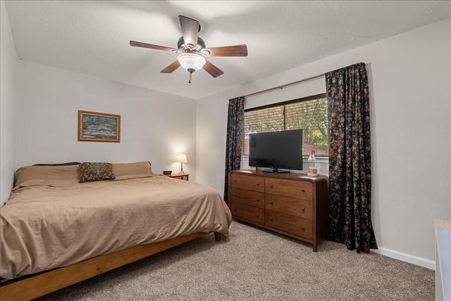 10114 Roseberry Drive, La Porte, TX 77571