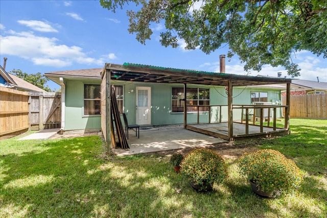 10114 Roseberry Drive, La Porte, TX 77571