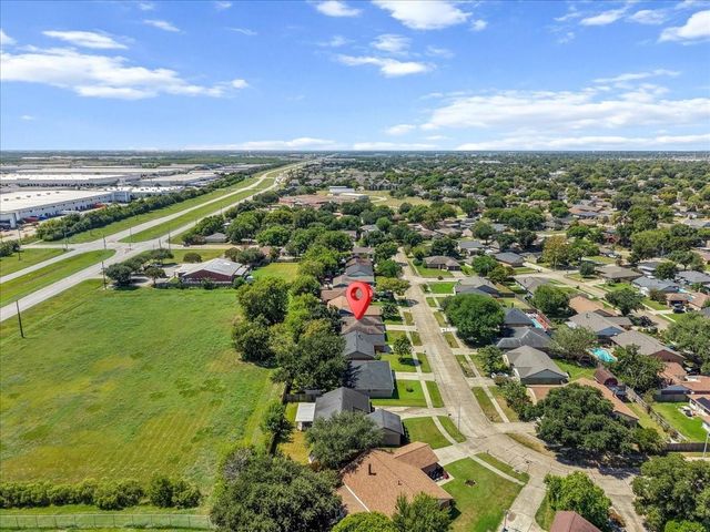 10114 Roseberry Drive, La Porte, TX 77571