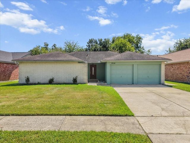 10114 Roseberry Drive, La Porte, TX 77571