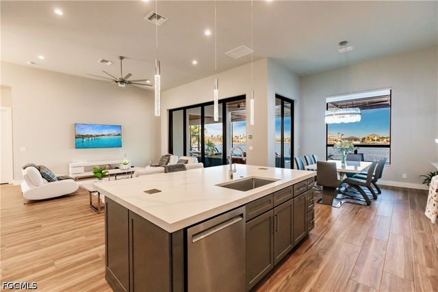 5419 Skyline BLVD, Cape Coral, FL 33914