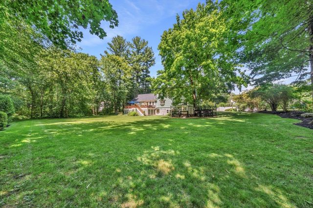 6 W Parish Dr, Andover, MA 01810