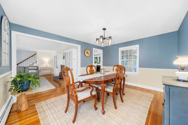 6 W Parish Dr, Andover, MA 01810