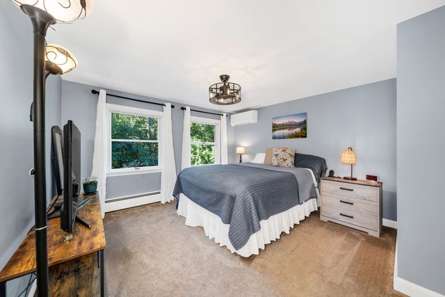 6 W Parish Dr, Andover, MA 01810