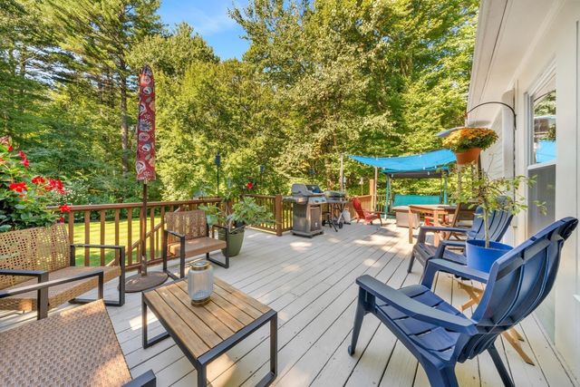 6 W Parish Dr, Andover, MA 01810