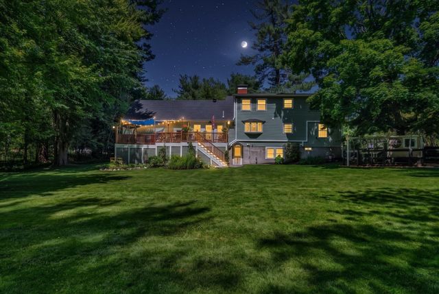 6 W Parish Dr, Andover, MA 01810