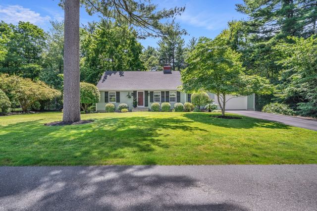 6 W Parish Dr, Andover, MA 01810