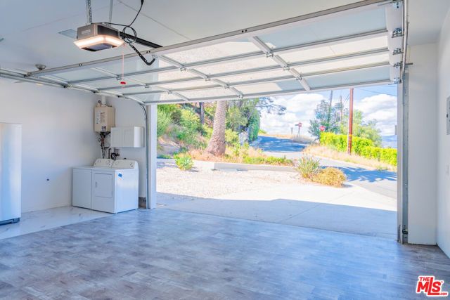 4715 Burgundy Road, Woodland Hills (los Angeles), CA 91364
