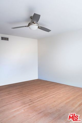 4715 Burgundy Road, Woodland Hills (los Angeles), CA 91364