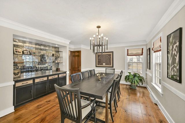 9944 N Lamplighter LANE, Mequon, WI 53092