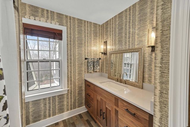 9944 N Lamplighter LANE, Mequon, WI 53092