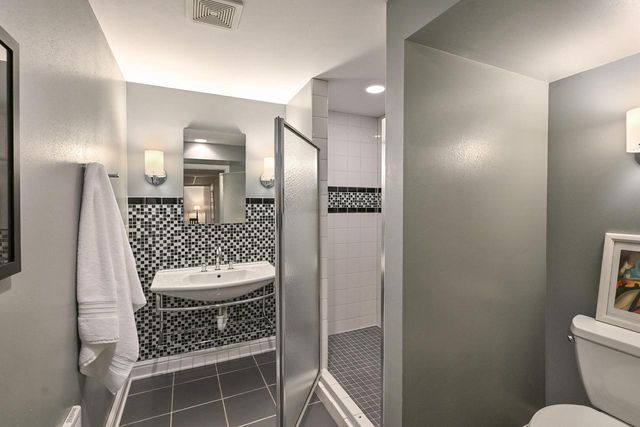 9944 N Lamplighter LANE, Mequon, WI 53092