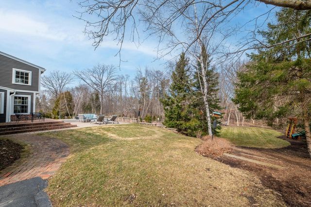 9944 N Lamplighter LANE, Mequon, WI 53092