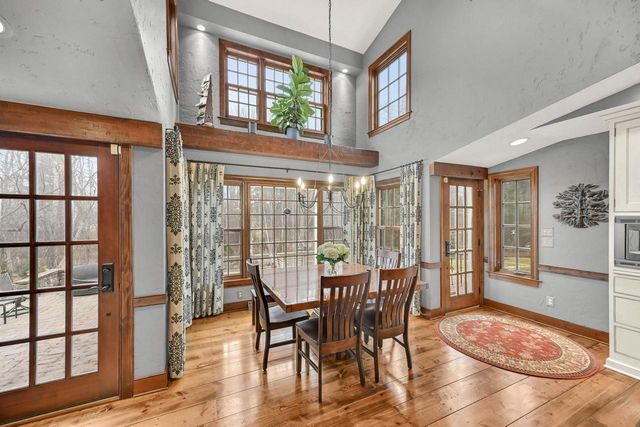 9944 N Lamplighter LANE, Mequon, WI 53092