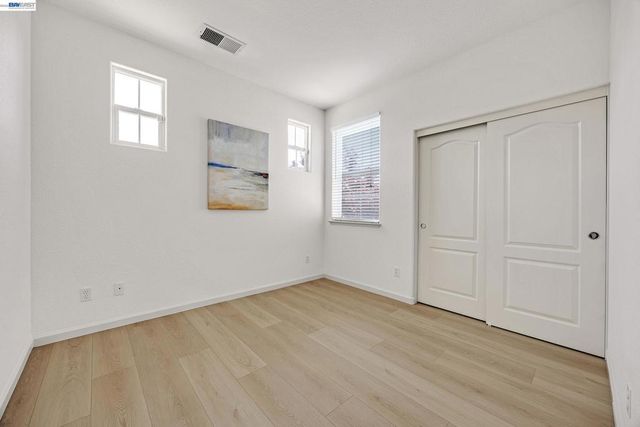 221 Dutra Vernaci Dr., Union City, CA 94587