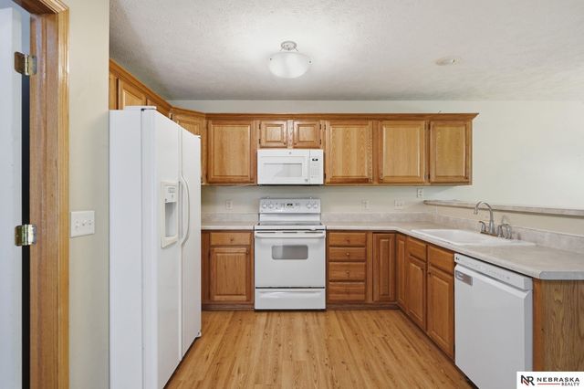 2011 Sawyer Place, Lincoln, NE 68505