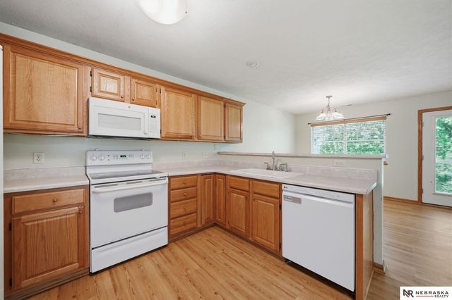 2011 Sawyer Place, Lincoln, NE 68505
