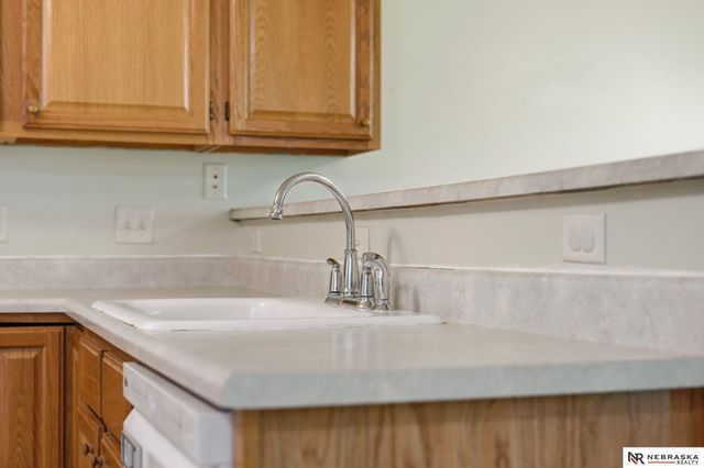 2011 Sawyer Place, Lincoln, NE 68505