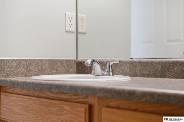 2011 Sawyer Place, Lincoln, NE 68505